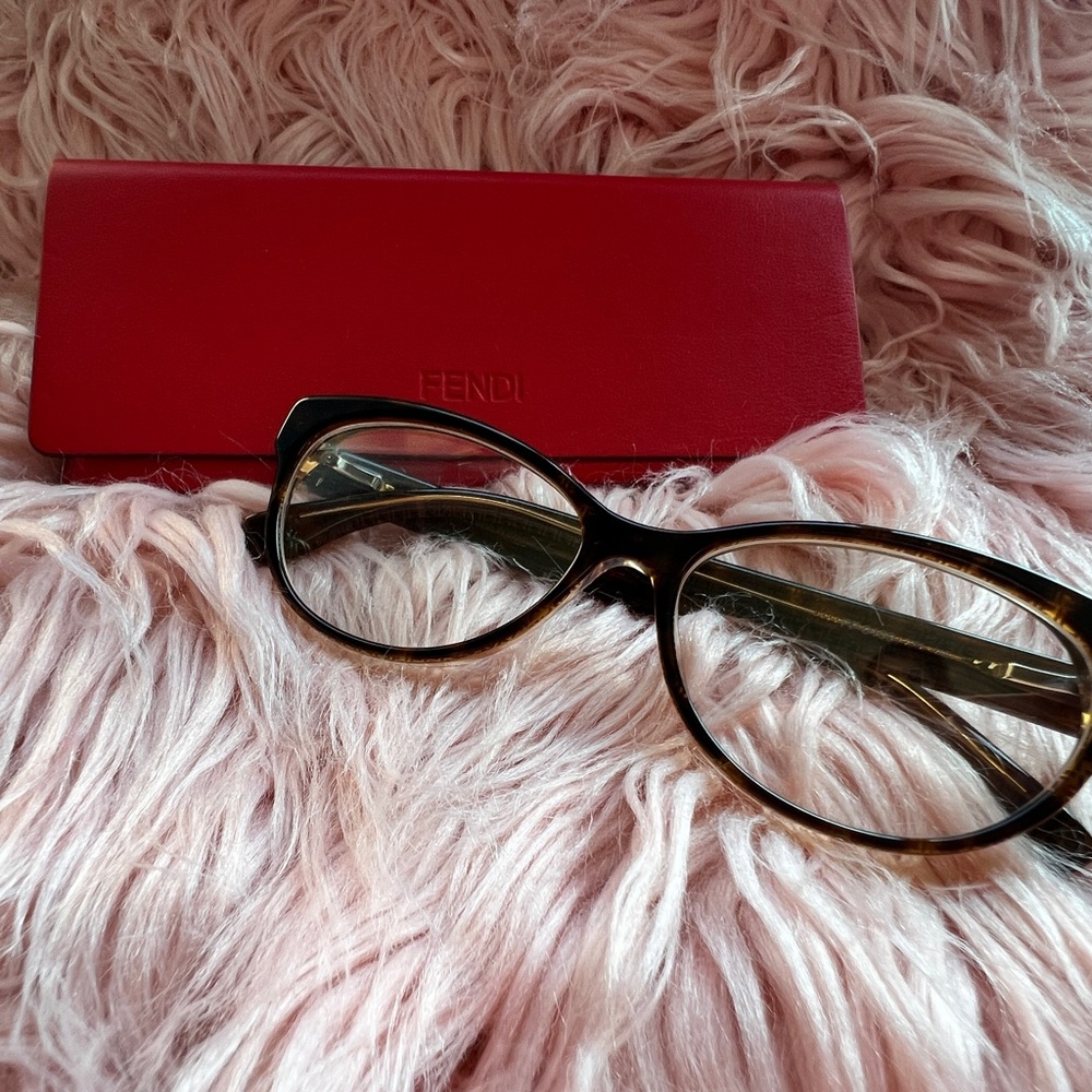 Fendi Women's Tortoise Shell Glasses with Red Case 💋